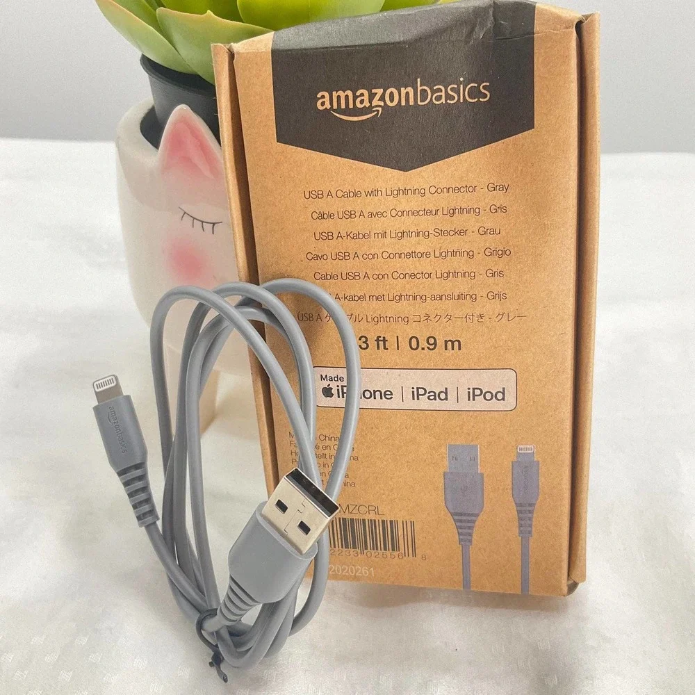 amazonbasics USB-A Cable with Lightning Connector, 3 ft | 0.9m